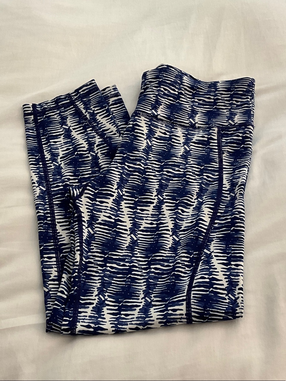 Vineyard Vines Navy and White Performance Leggings